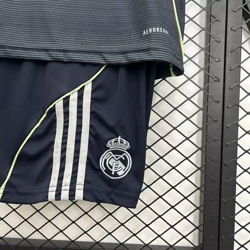 REAL MADRID AWAY 25/26 - SET VERSION