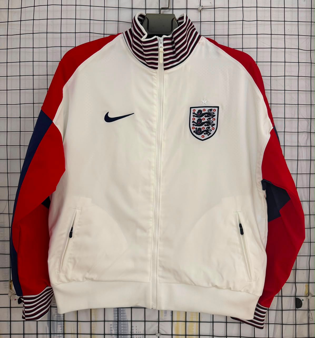ENGLAND RETRO WINDBREAKER