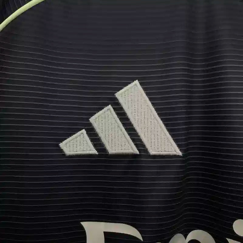 REAL MADRID AWAY 25/26 - SET VERSION